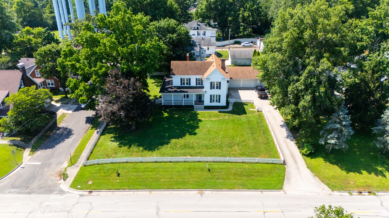 Aerial drone photo 01 of 1405 W College Ave, Jacksonville IL